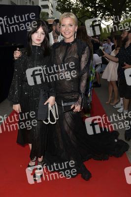 Jasmin Erbas Fashion Show auf der Berlin Fashion Week S/S 2024