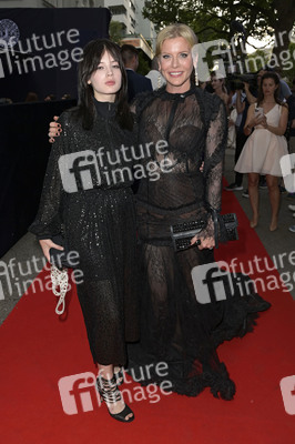Jasmin Erbas Fashion Show auf der Berlin Fashion Week S/S 2024