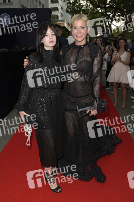 Jasmin Erbas Fashion Show auf der Berlin Fashion Week S/S 2024