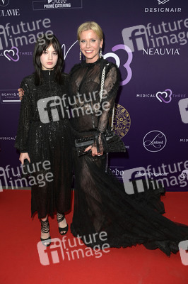Jasmin Erbas Fashion Show auf der Berlin Fashion Week S/S 2024