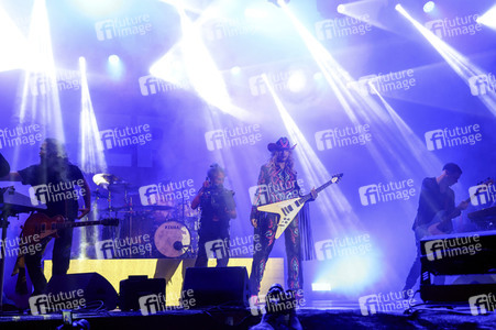 Konzert von Tokio Hotel beim Christopher Street Day in Berlin