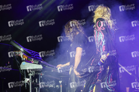 Konzert von Tokio Hotel beim Christopher Street Day in Berlin