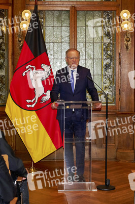 Großes Verdienstkreuz für die Scorpions in Hannover