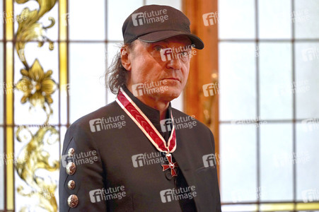 Großes Verdienstkreuz für die Scorpions in Hannover