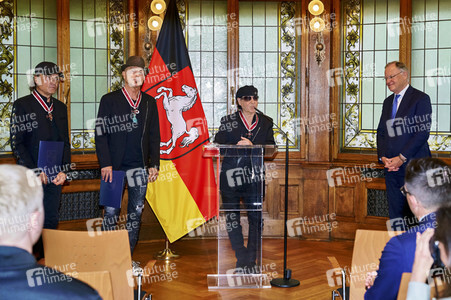 Großes Verdienstkreuz für die Scorpions in Hannover