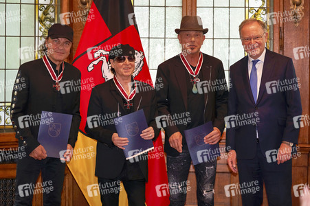 Großes Verdienstkreuz für die Scorpions in Hannover