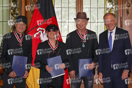 Großes Verdienstkreuz für die Scorpions in Hannover