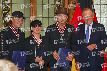 Großes Verdienstkreuz für die Scorpions in Hannover