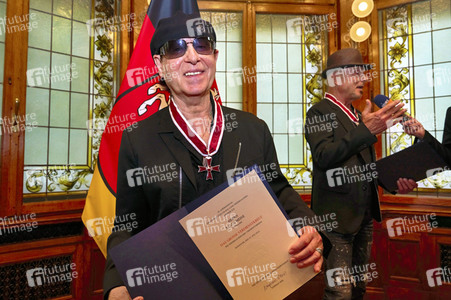 Großes Verdienstkreuz für die Scorpions in Hannover