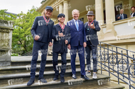 Großes Verdienstkreuz für die Scorpions in Hannover
