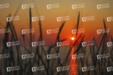 Symbolfoto Sonnenuntergang