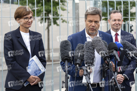 Pressestatement zum Kabinettsbeschluss zur Nationalen Wasserstoffstrategie in Berlin