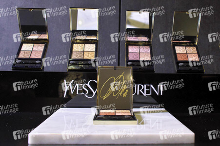 Yves Saint Laurent Präsentation in Tokio