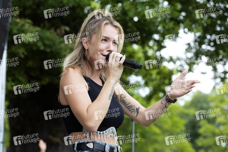 Konzert von Sonia Liebing in Kreba-Neudorf