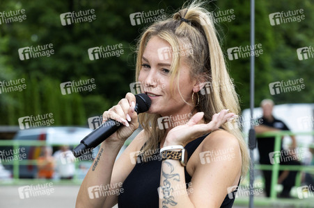 Konzert von Sonia Liebing in Kreba-Neudorf