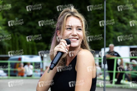 Konzert von Sonia Liebing in Kreba-Neudorf
