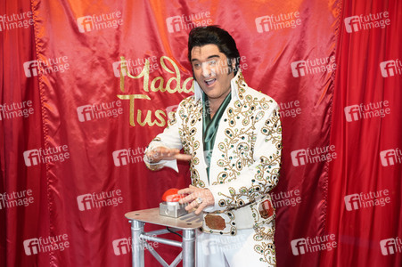 Präsentation der restaurierten Wachsfigur von Elvis Presley in Berlin