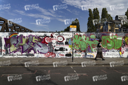 Graffiti-Krieg wegen China-Slogans in London