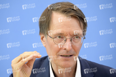 Bundespressekonferenz Cannabis-Gesetz I in Berlin