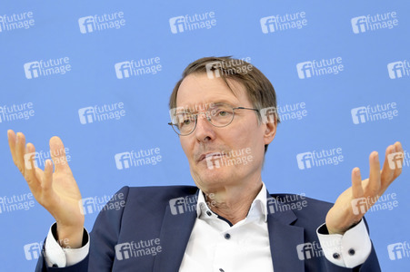 Bundespressekonferenz Cannabis-Gesetz I in Berlin