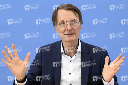 Bundespressekonferenz Cannabis-Gesetz I in Berlin