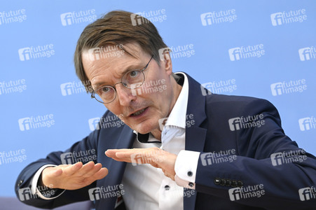 Bundespressekonferenz Cannabis-Gesetz I in Berlin