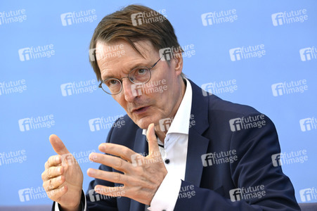 Bundespressekonferenz Cannabis-Gesetz I in Berlin