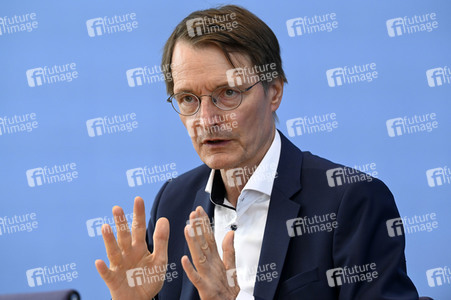 Bundespressekonferenz Cannabis-Gesetz I in Berlin