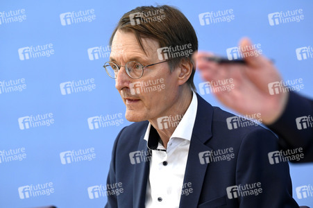 Bundespressekonferenz Cannabis-Gesetz I in Berlin