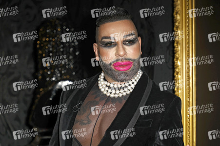 Vernissage 'Beyond Fame - Die Kunst der Stars' in Düsseldorf
