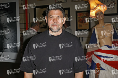 Vernissage 'Beyond Fame - Die Kunst der Stars' in Düsseldorf