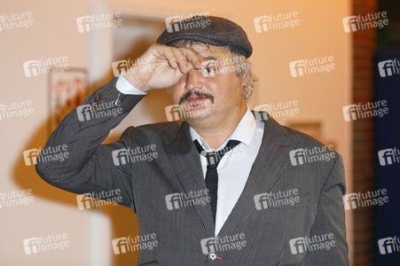 Vernissage 'Beyond Fame - Die Kunst der Stars' in Düsseldorf