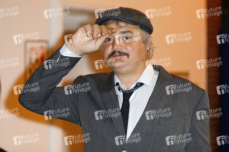 Vernissage 'Beyond Fame - Die Kunst der Stars' in Düsseldorf