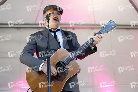 Vernissage 'Beyond Fame - Die Kunst der Stars' in Düsseldorf