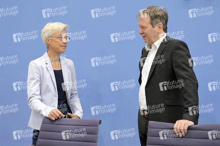 Bundespressekonferenz Expertenrat für Klimafragen in Berlin