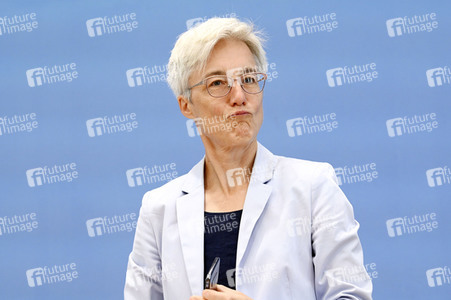 Bundespressekonferenz Expertenrat für Klimafragen in Berlin
