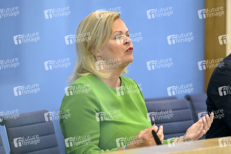 Bundespressekonferenz Gesetzentwurf für ein modernes Staatsangehörigkeitsrecht in Berlin