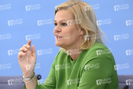 Bundespressekonferenz Gesetzentwurf für ein modernes Staatsangehörigkeitsrecht in Berlin