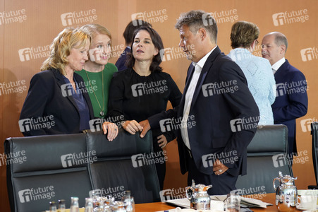 72. Sitzung des Bundeskabinetts in Berlin