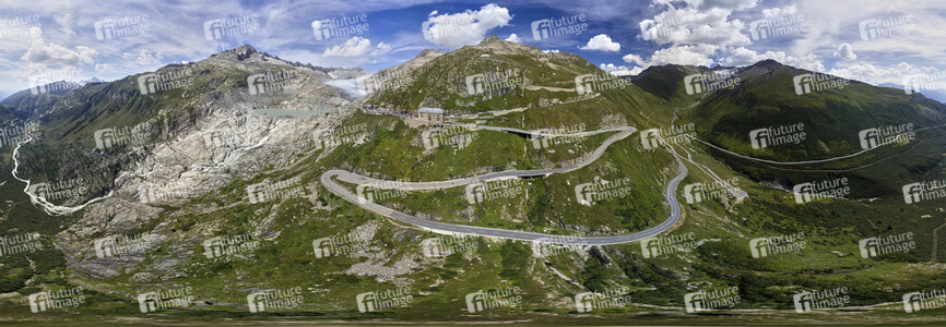 Symbolfoto Alpenpass