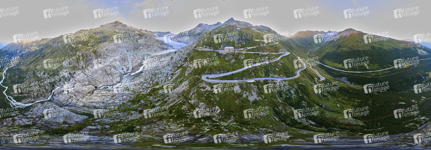 Symbolfoto Alpenpass