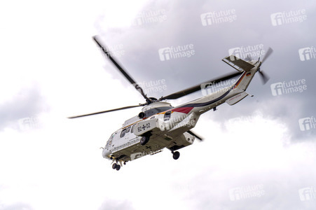 Ankunft von Olaf Scholz mit dem Hubschrauber in Berlin