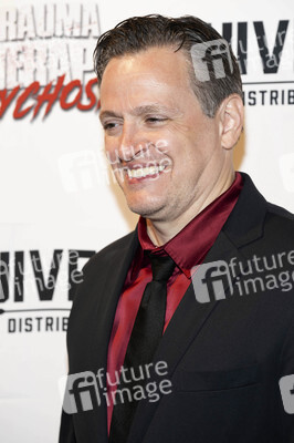 Filmpremiere 'Trauma Therapy: Psychosis' in Beverly Hills