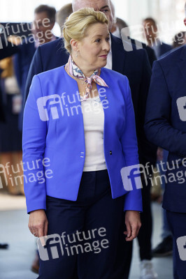 Kai Wegner und Franziska Giffey beim Eröffnungsrundgang auf der IFA 2023 in Berlin