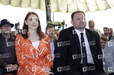 Hubert Aiwanger bei einer Wahlkampfveranstaltung der Freien Wähler Hessen in Wetter