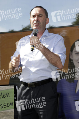 Hubert Aiwanger bei einer Wahlkampfveranstaltung der Freien Wähler Hessen in Wetter