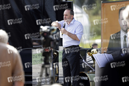Hubert Aiwanger bei einer Wahlkampfveranstaltung der Freien Wähler Hessen in Wetter