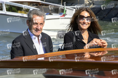 Ankunft von Carla Bruni und Nicolas Sarkozy am Hotel Excelsior, Internationale Filmfestspiele von Venedig 2023