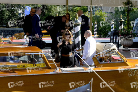 Ankunft von Carla Bruni und Nicolas Sarkozy am Hotel Excelsior, Internationale Filmfestspiele von Venedig 2023