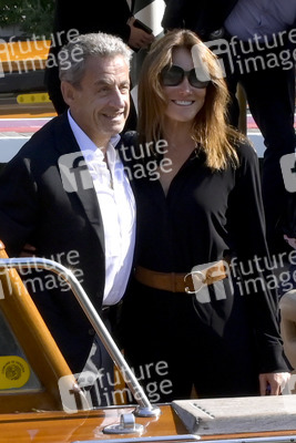 Ankunft von Carla Bruni und Nicolas Sarkozy am Hotel Excelsior, Internationale Filmfestspiele von Venedig 2023
